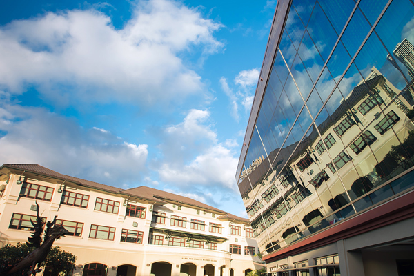 Hawai – Trường Trung Học Iolani School - USA